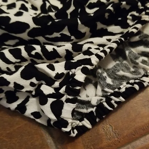 Scoop Womens Black White Zebra Print Longsleeve Shirt - Picture 9 of 10